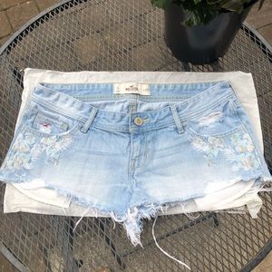 HOLLISTER | Distressed Shorts Shorts